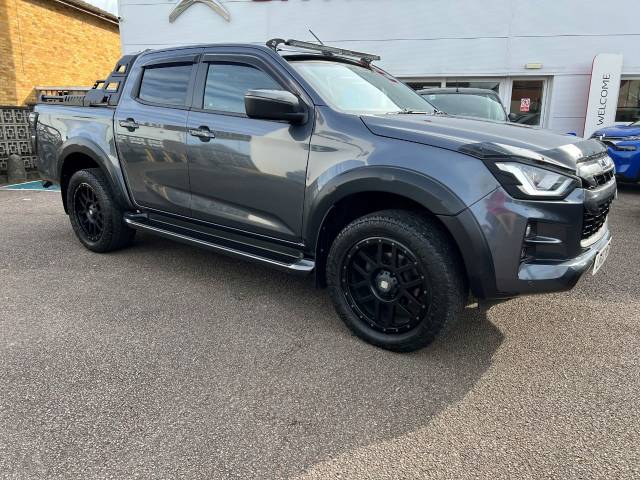 Isuzu D-max 1.9 V-Cross Double Cab 4x4 Pick Up Diesel Grey